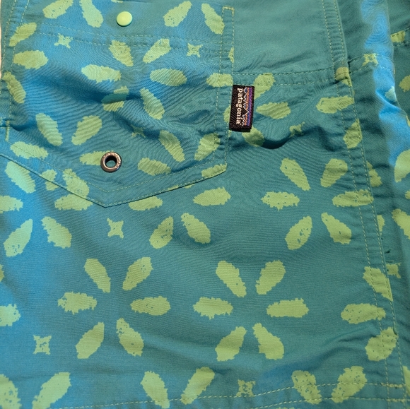 ❇️ Patagonia W Board skirtie Green Flower ❇️ - Picture 6 of 6